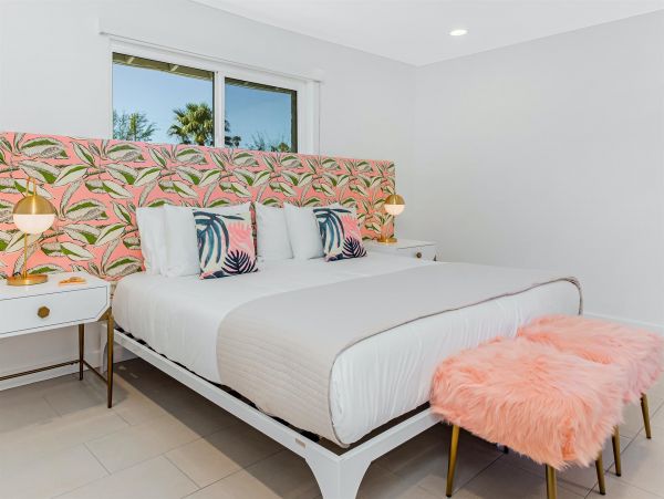 Palm Springs Home 990943
