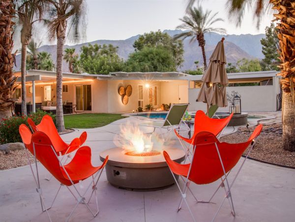 Palm Springs Home 990944