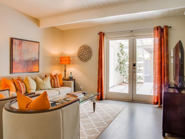 Palm Springs Home 990944