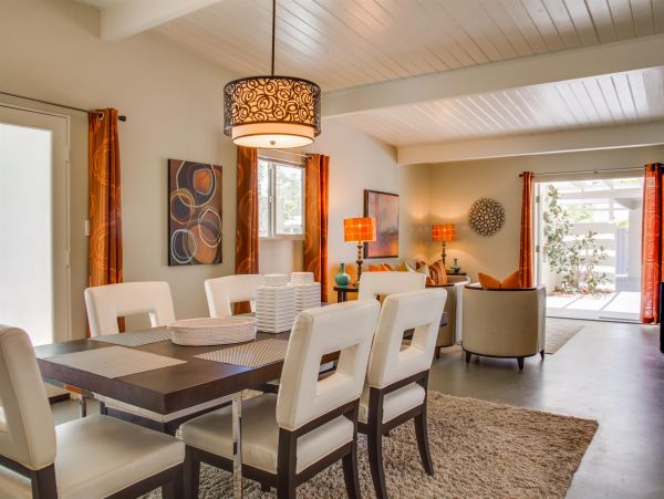 Palm Springs Home 990944