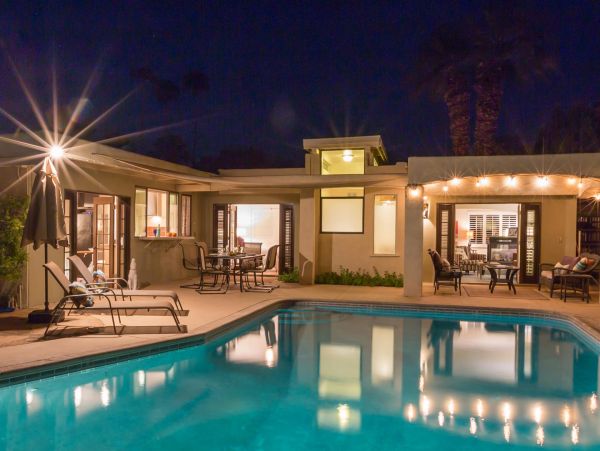 Palm Springs Home 990945