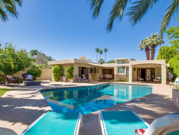 Palm Springs Home 990945