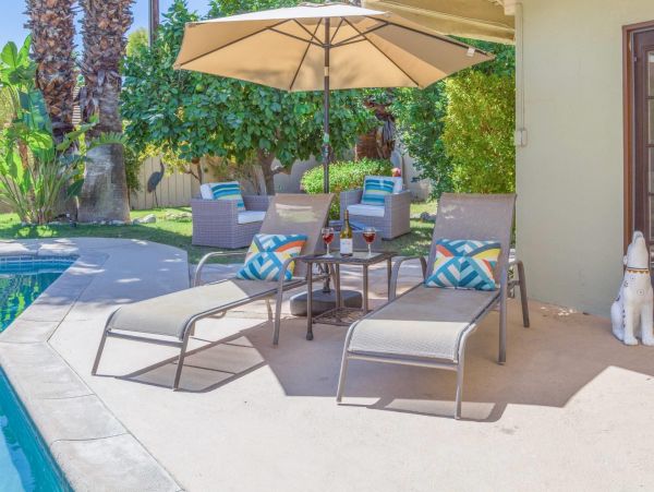 Palm Springs Home 990945