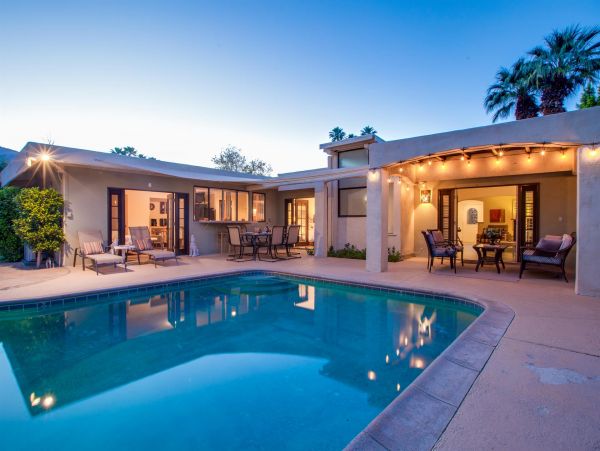 Palm Springs Home 990945