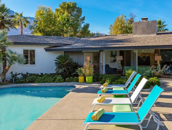Palm Springs Home 990946