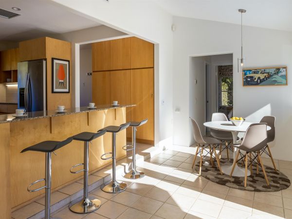 Palm Springs Home 990946