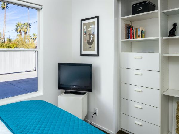 Palm Springs Home 990946