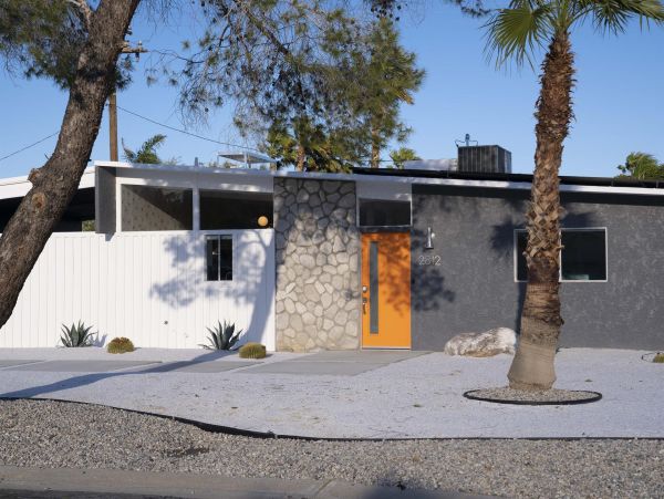 Palm Springs Home 990947