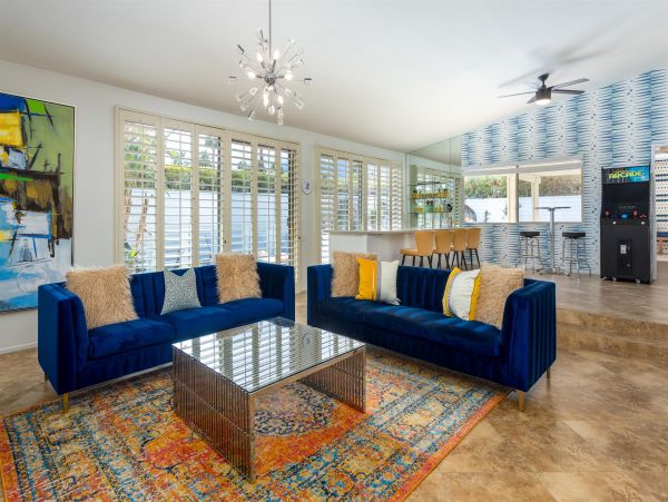 Palm Springs Home 990949