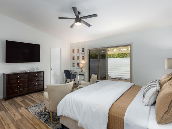 Palm Springs Home 990949