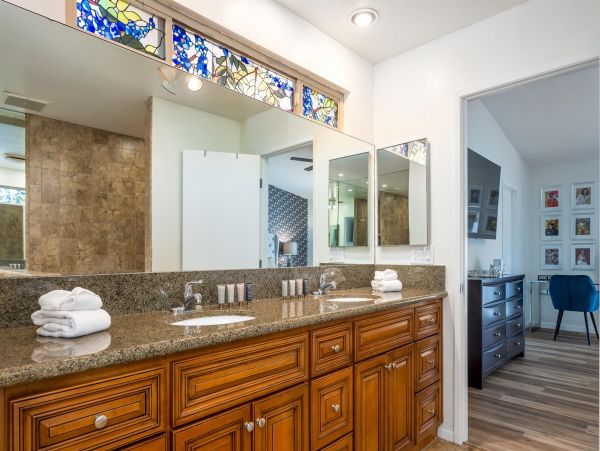Palm Springs Home 990949