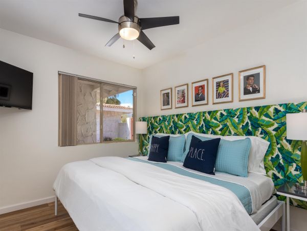 Palm Springs Home 990949