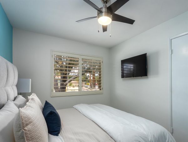Palm Springs Home 990949