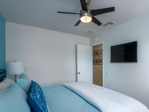 Palm Springs Home 990949