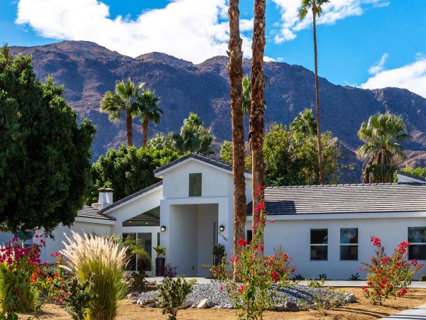 Palm Springs Home 990951