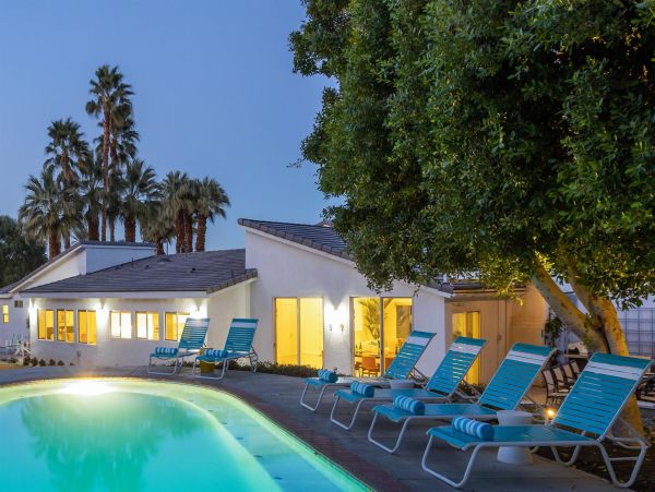 Palm Springs Home 990951