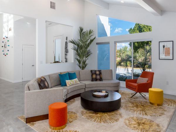 Palm Springs Home 990951