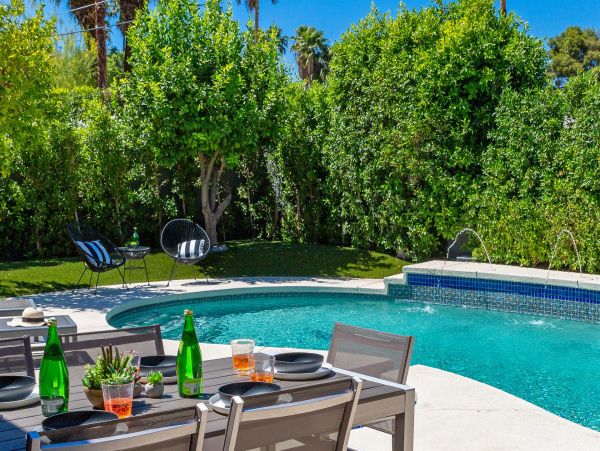 Palm Springs Home 990952