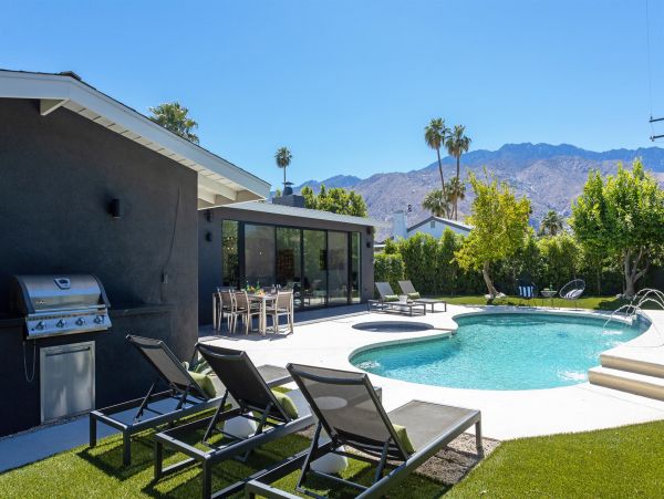 Palm Springs Home 990952