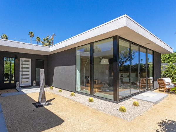 Palm Springs Home 990952