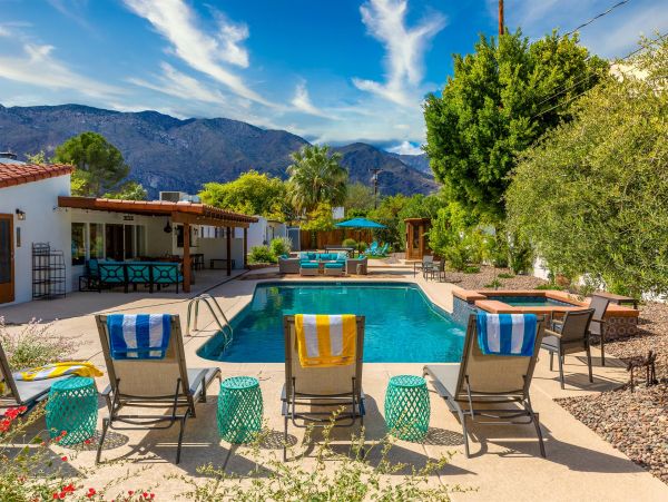 Palm Springs Home 990953