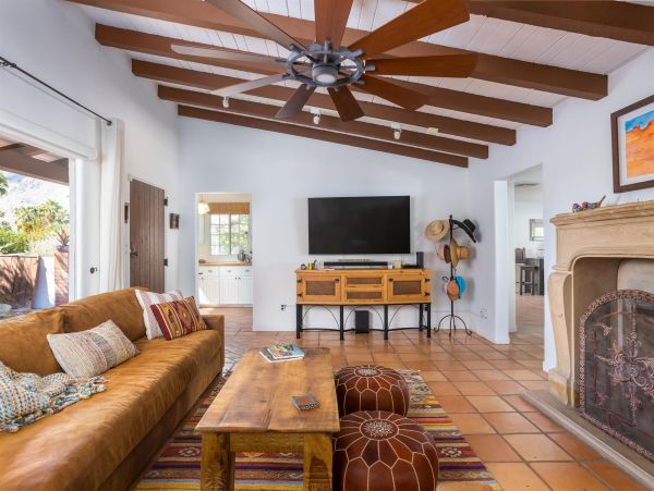 Palm Springs Home 990953