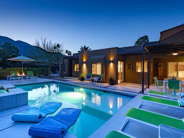 Palm Springs Home 990954