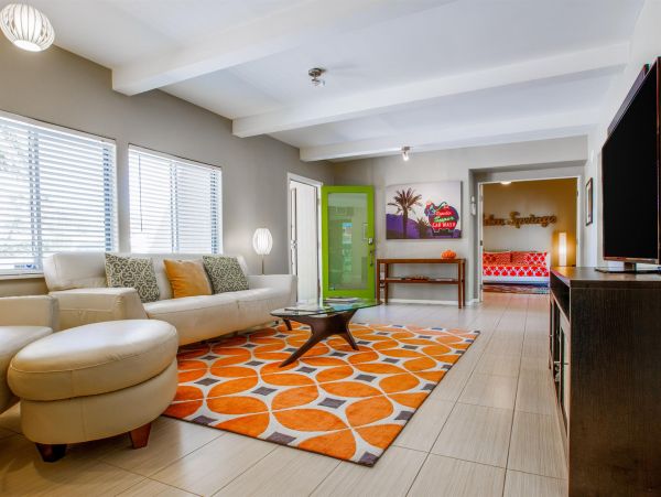 Palm Springs Home 990954