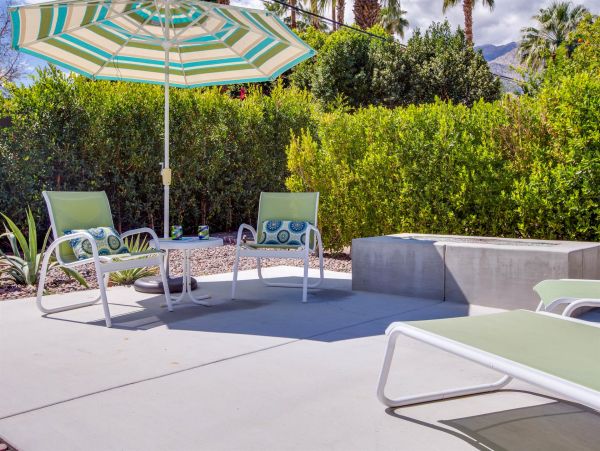 Palm Springs Home 990954