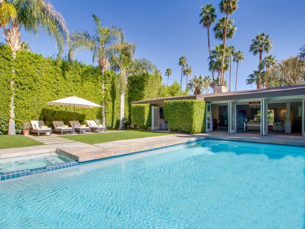 Palm Springs Home 990955