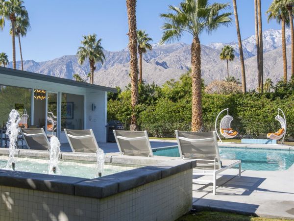 Palm Springs Home 990956