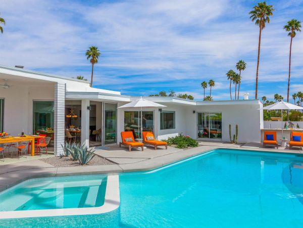 Palm Springs Home 990958