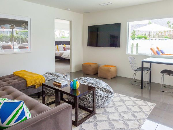 Palm Springs Home 990958