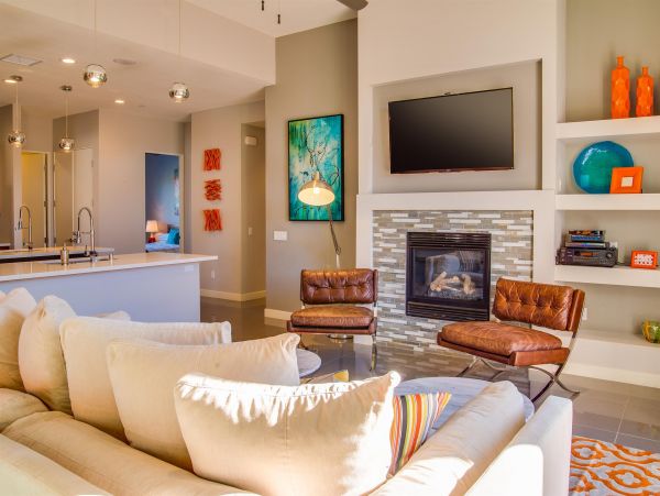 Modern 4 Bedrooms Luxury Home With Mountain Views