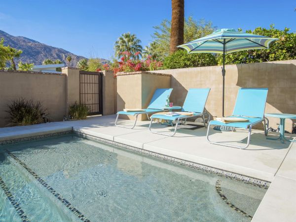 Palm Springs Home 990961