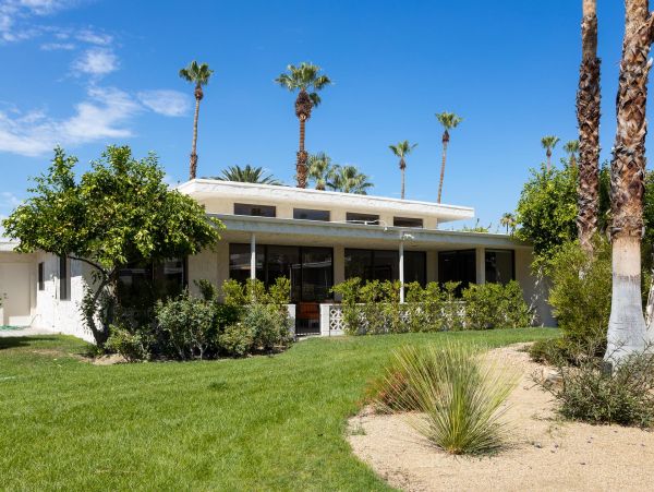 Palm Springs Home 990962