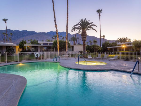 Palm Springs Home 990962