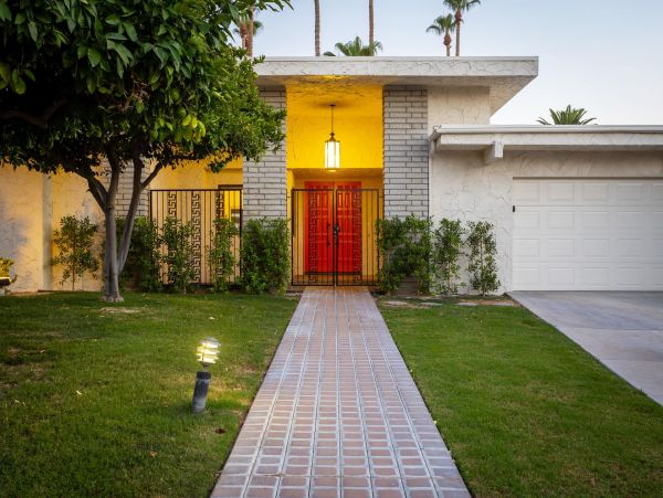 Palm Springs Home 990962