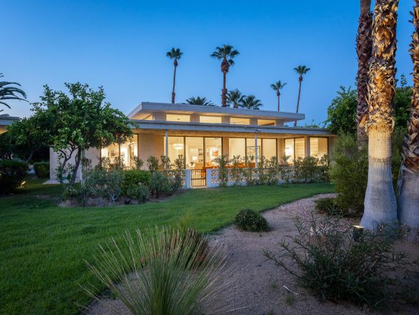 Palm Springs Home 990962