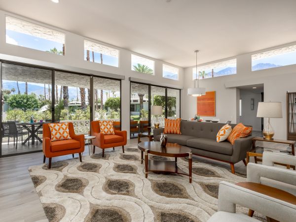 Palm Springs Home 990962