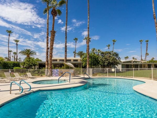 Palm Springs Home 990962