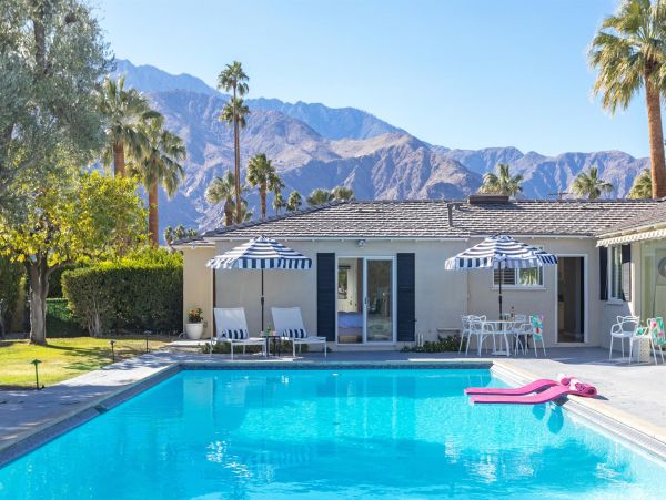 Palm Springs Home 990963