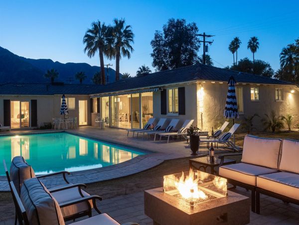 Palm Springs Home 990963