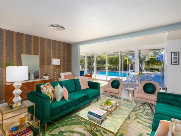 Palm Springs Home 990963