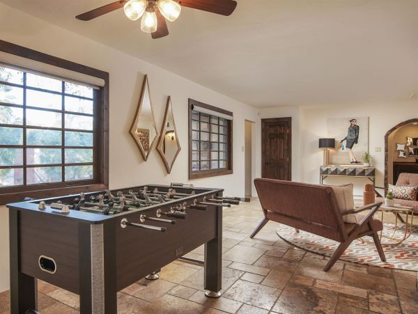 Palm Springs Home 990965