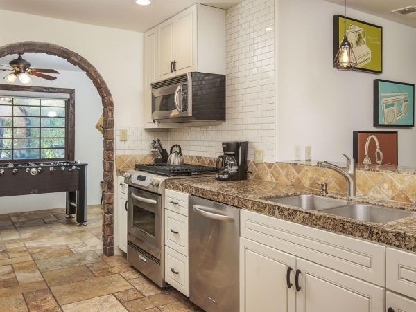 Palm Springs Home 990965