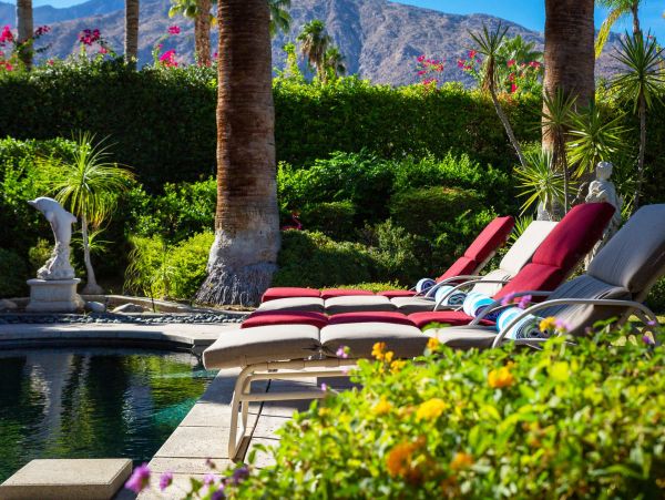 Palm Springs Home 990967