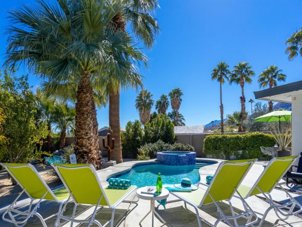 Palm Springs Home 990968