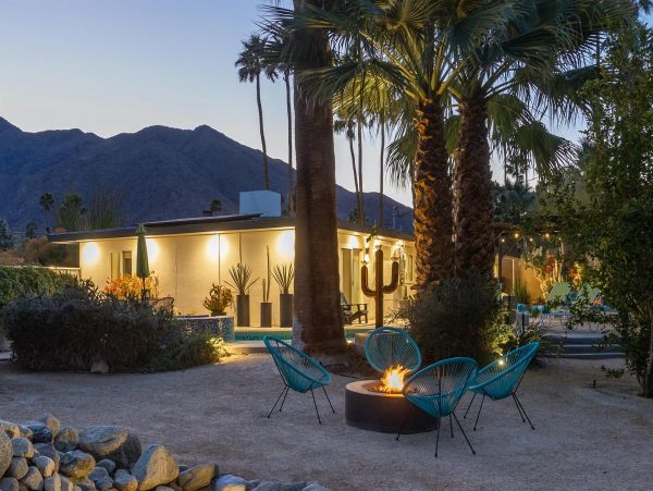 Palm Springs Home 990968