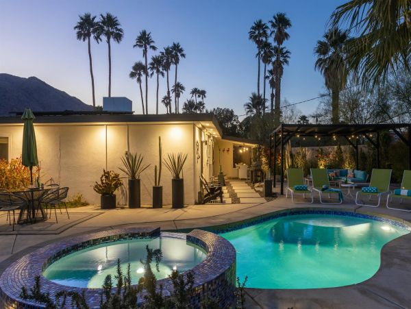 Palm Springs Home 990968